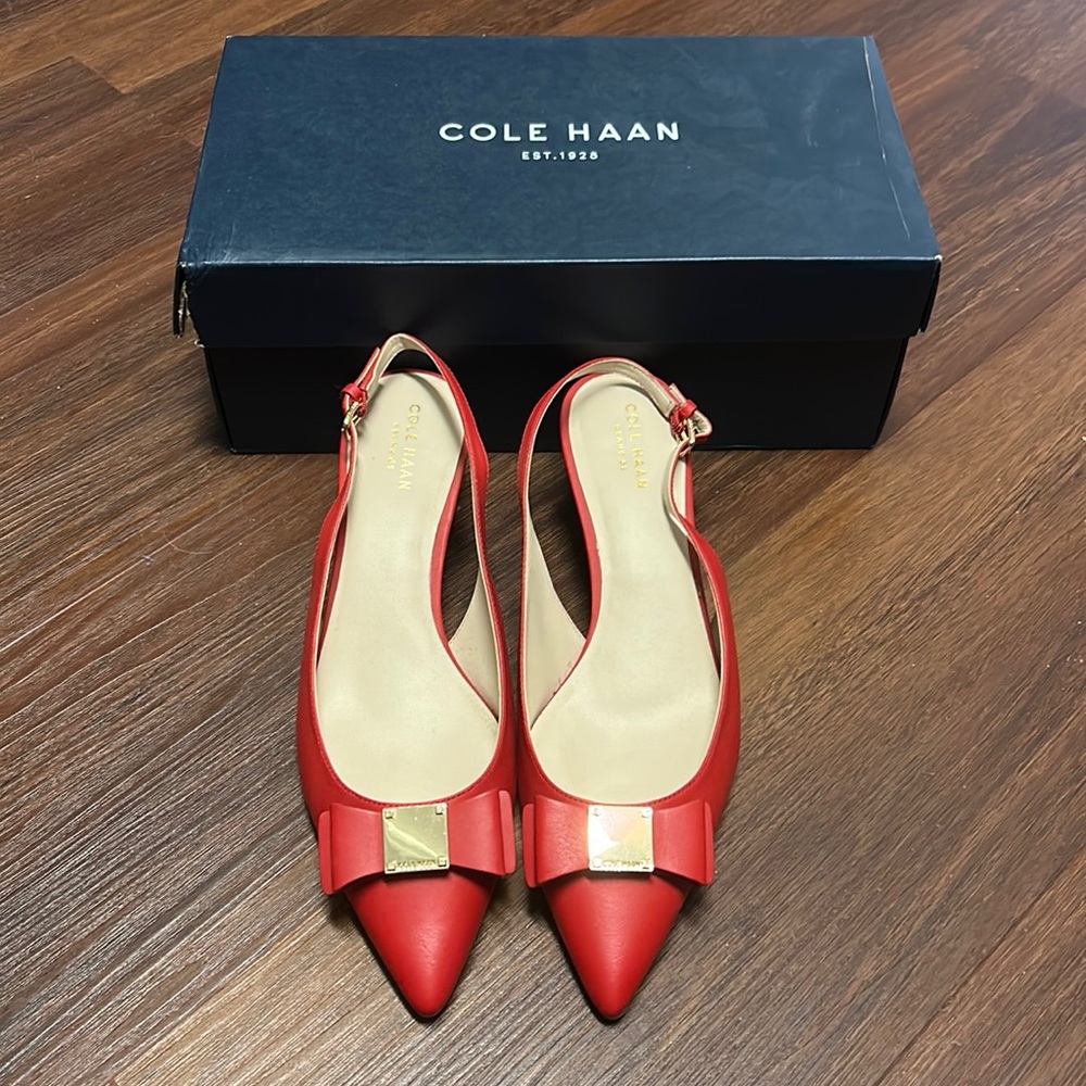New Cole haan kitten heel bow slink back size 9
